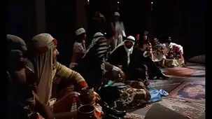 பெண்கள் அணில் புணர்ச்சியைக் காட்டி, ஜூசி மகன் அம்மா செக்ஸ் ஸ்கர்ட்டுடன் முடிவடையும்.