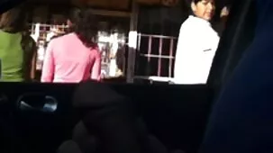 கன்னத்தில் ஒரு முத்தத்திற்குப் pornhub அம்மா பிறகு அவள் வாயில் அவனது சேவலை எடுத்தாள்.